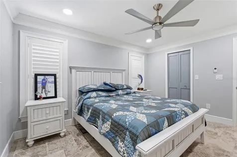 3874 48th Avenue S St Petersburg FL 33711