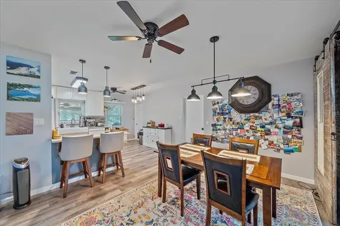 3281 8th Street Sarasota FL 34237