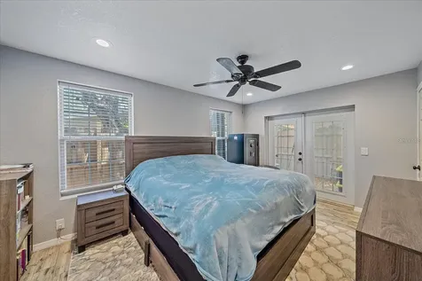3281 8th Street Sarasota FL 34237