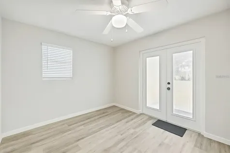 3281 8th Street Sarasota FL 34237