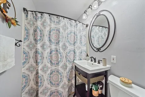 3281 8th Street Sarasota FL 34237