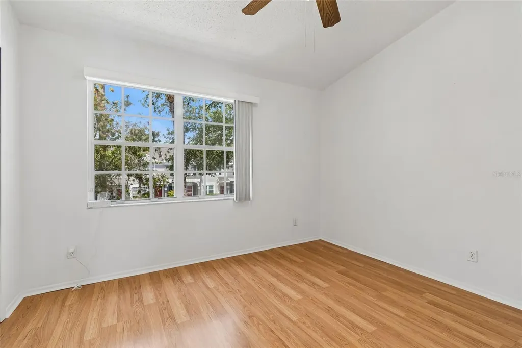 382 Countryside Key Boulevard Oldsmar FL 34677