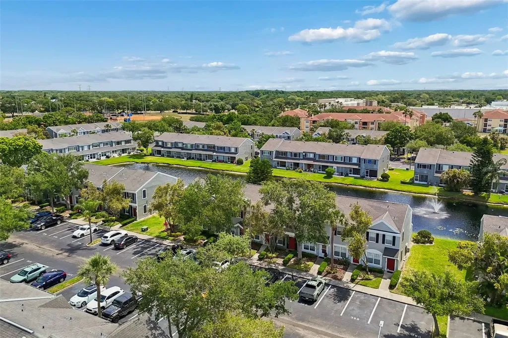 382 Countryside Key Boulevard Oldsmar FL 34677