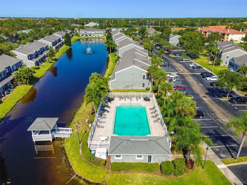 382 Countryside Key Boulevard Oldsmar FL 34677