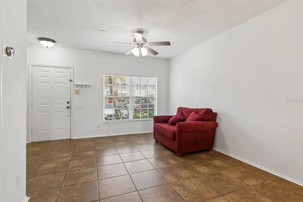 382 Countryside Key Boulevard Oldsmar FL 34677