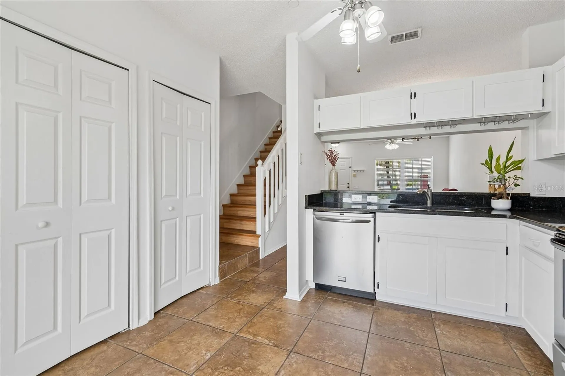 382 Countryside Key Boulevard Oldsmar FL 34677