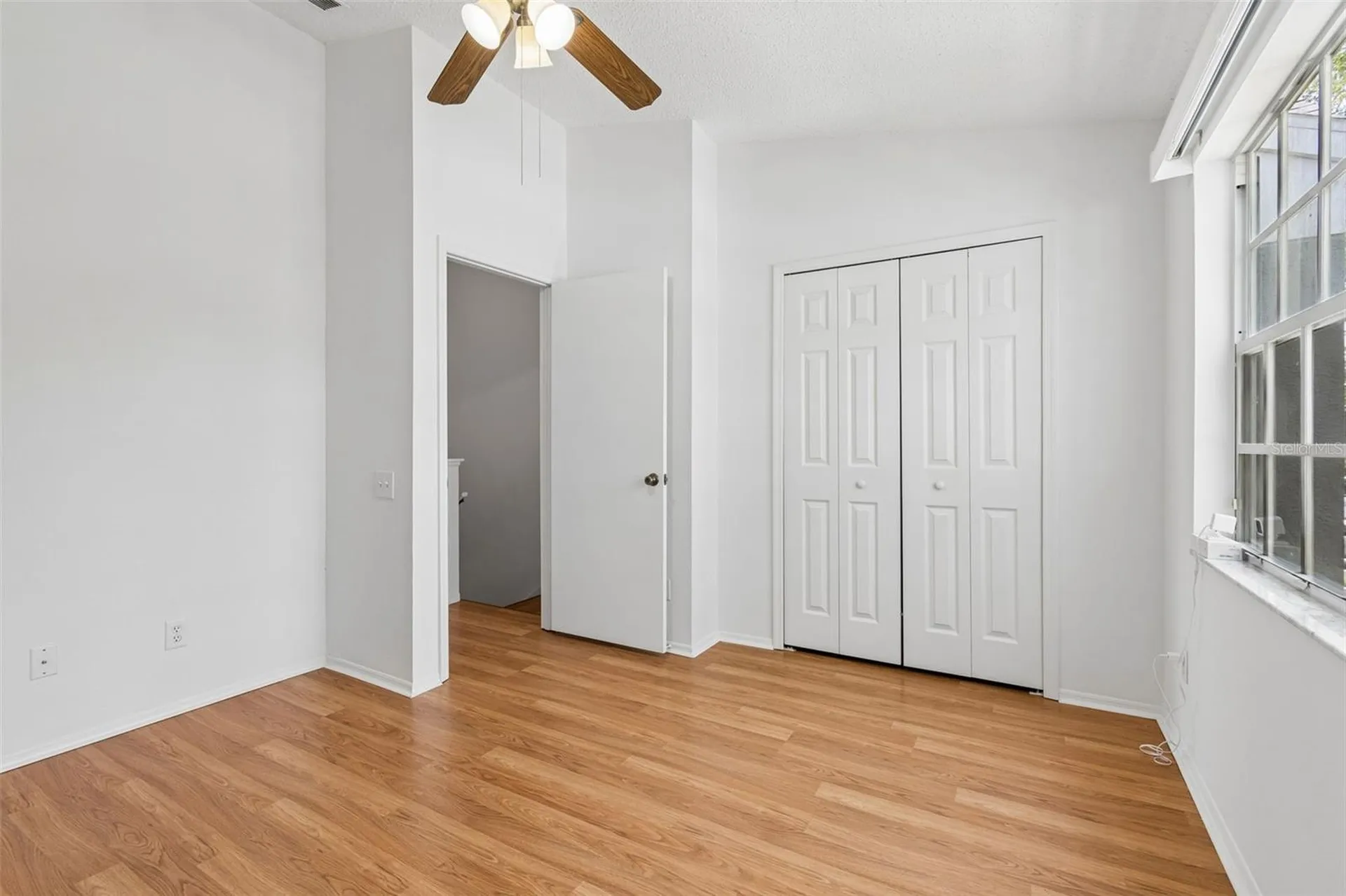 382 Countryside Key Boulevard Oldsmar FL 34677