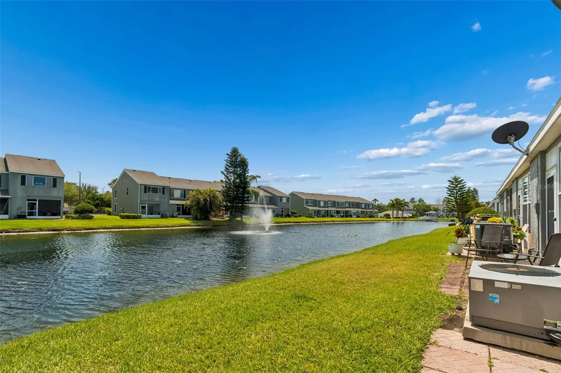 382 Countryside Key Boulevard Oldsmar FL 34677