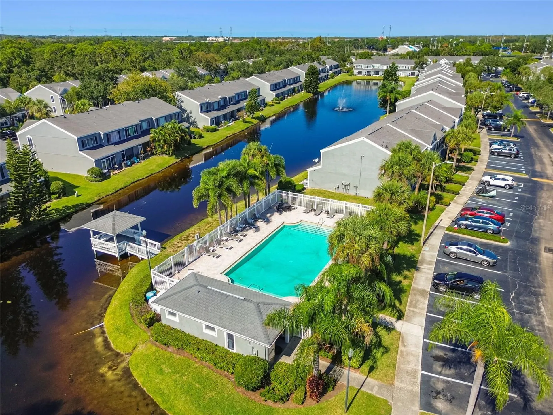 382 Countryside Key Boulevard Oldsmar FL 34677