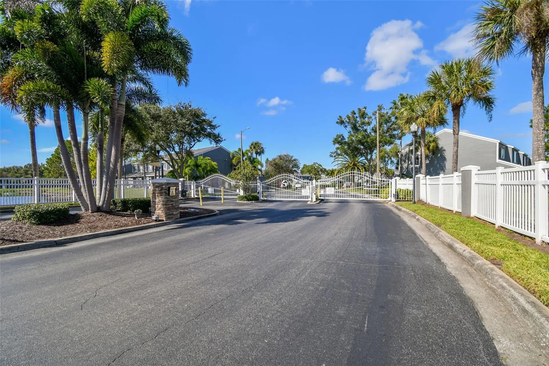 382 Countryside Key Boulevard Oldsmar FL 34677