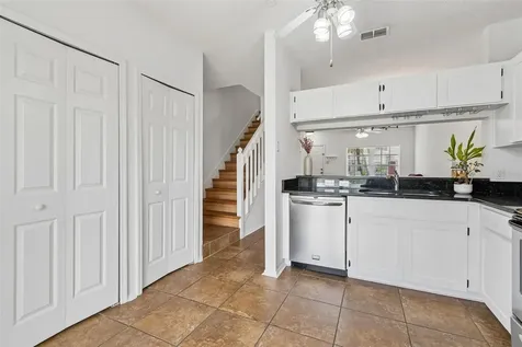 382 Countryside Key Boulevard Oldsmar FL 34677