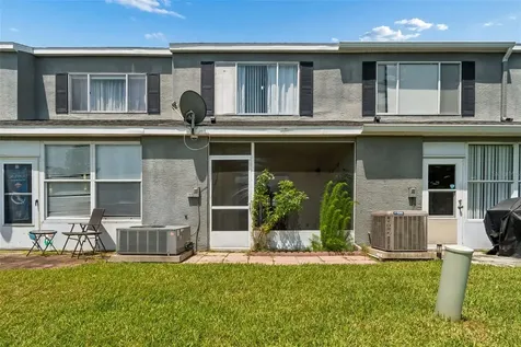 382 Countryside Key Boulevard Oldsmar FL 34677
