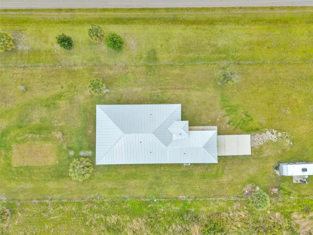 14411 NW 266th Street Okeechobee FL 34972