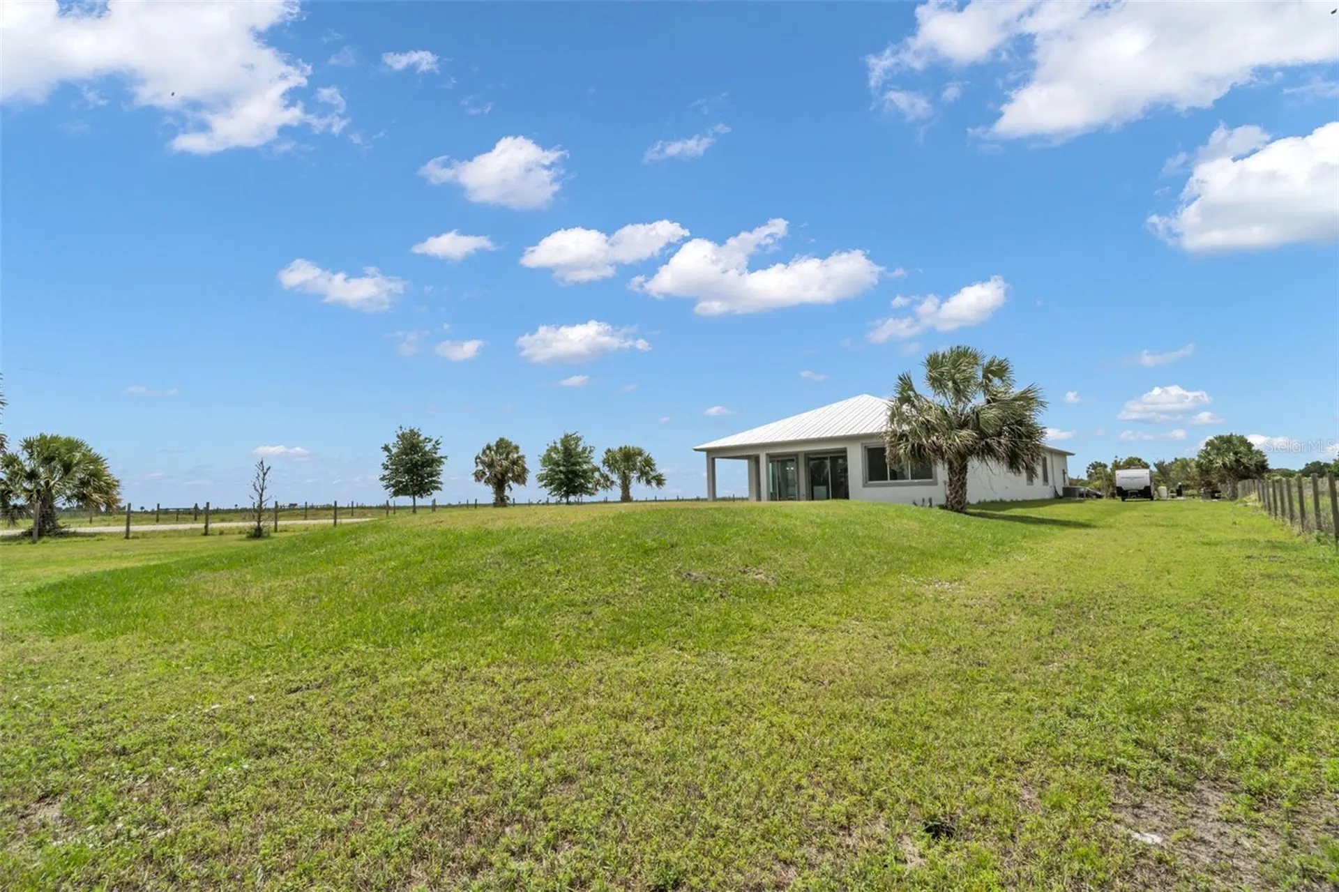14411 NW 266th Street Okeechobee FL 34972