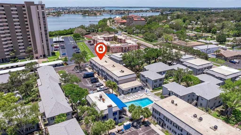 6979 Place De La Paix South Pasadena FL 33707