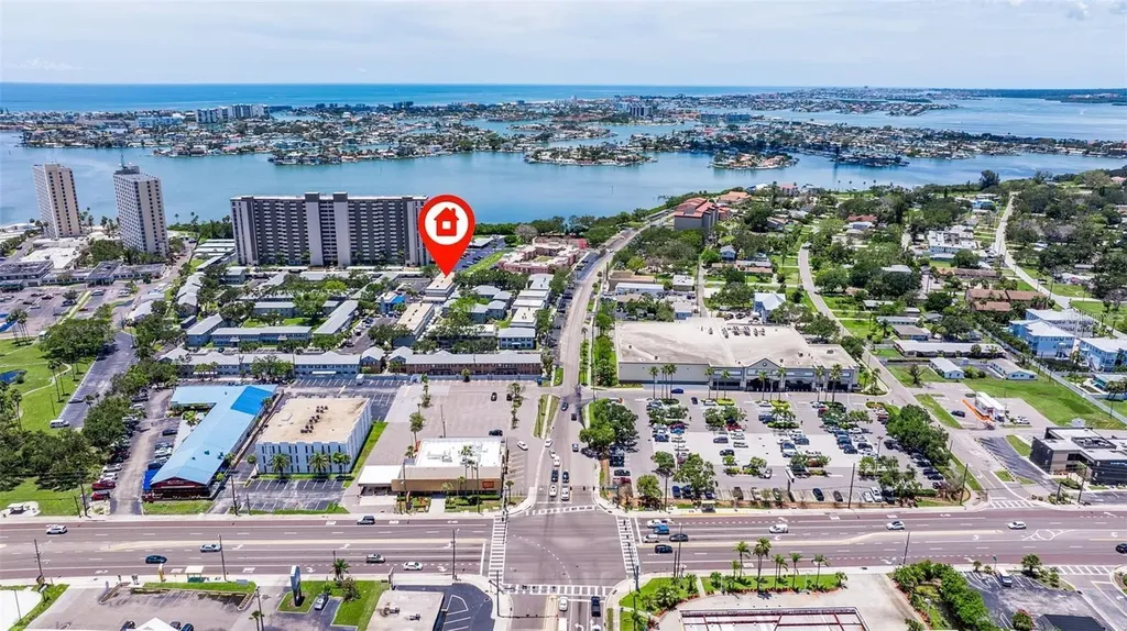 6979 Place De La Paix South Pasadena FL 33707