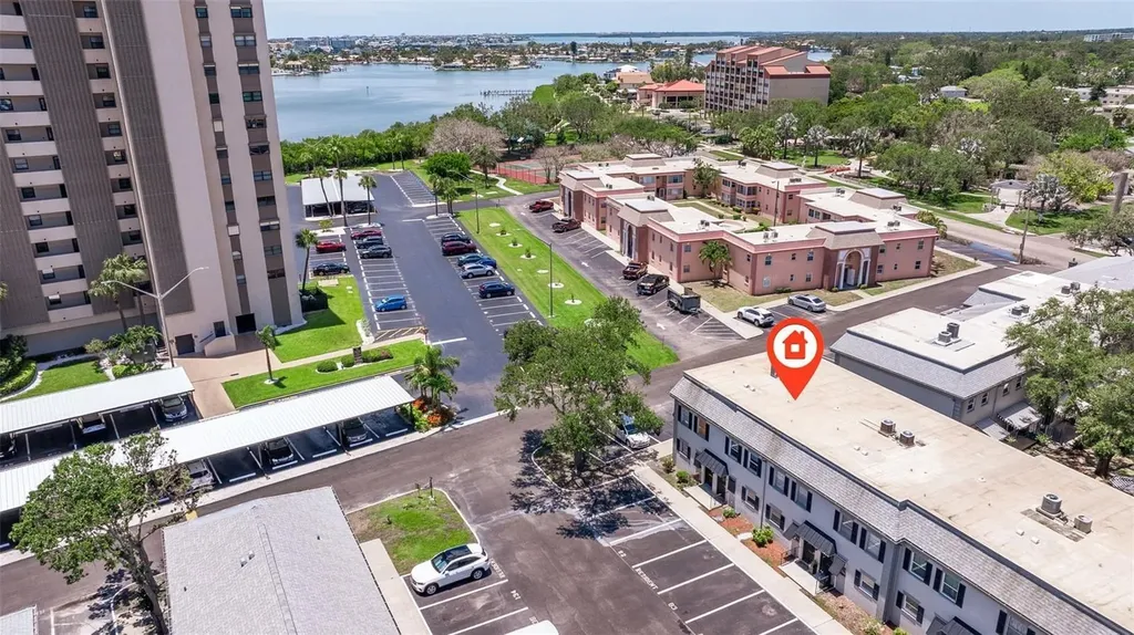 6979 Place De La Paix South Pasadena FL 33707