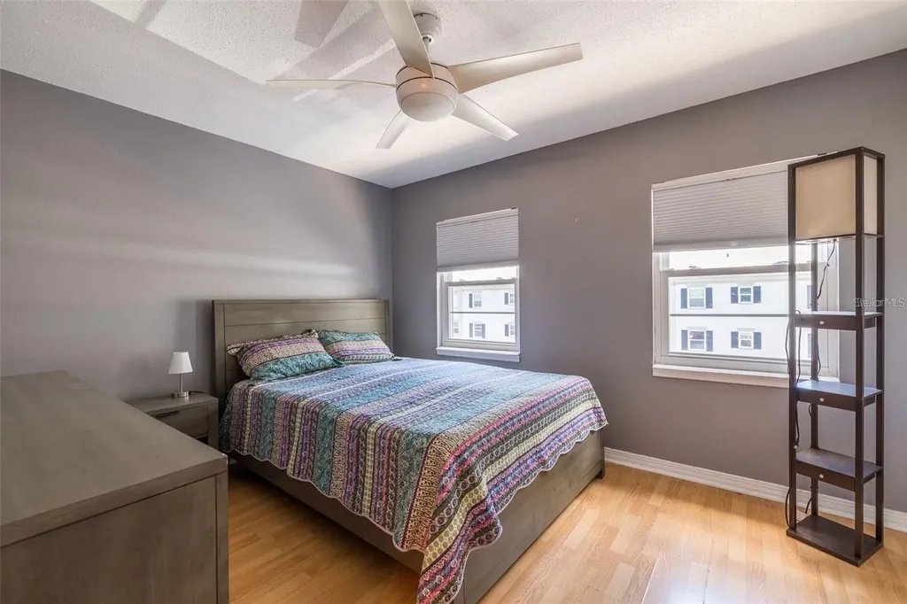 6979 Place De La Paix South Pasadena FL 33707