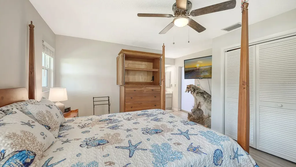 2902 Captiva Gardens Drive Sarasota FL 34231