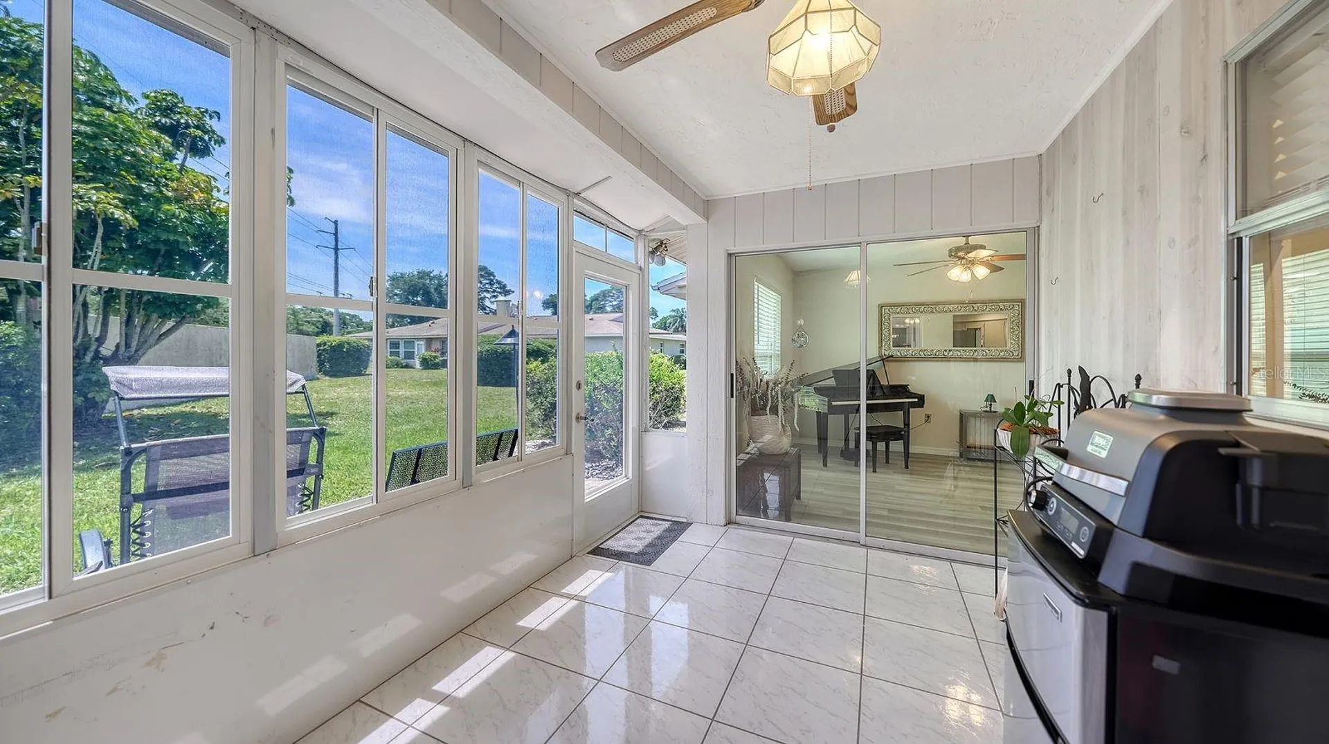 2902 Captiva Gardens Drive Sarasota FL 34231