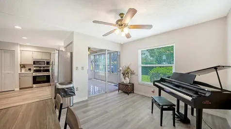 2902 Captiva Gardens Drive Sarasota FL 34231
