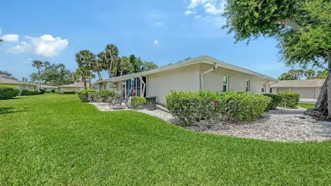 2902 Captiva Gardens Drive Sarasota FL 34231
