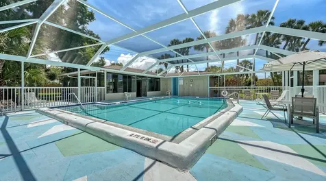 2902 Captiva Gardens Drive Sarasota FL 34231
