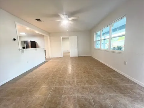 137 Lowell Road Winter Haven FL 33884