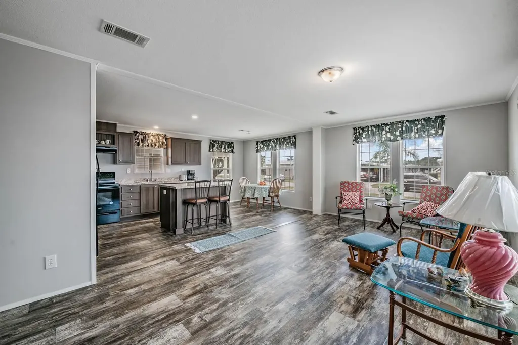 36747 Lakewood Drive Zephyrhills FL 33542