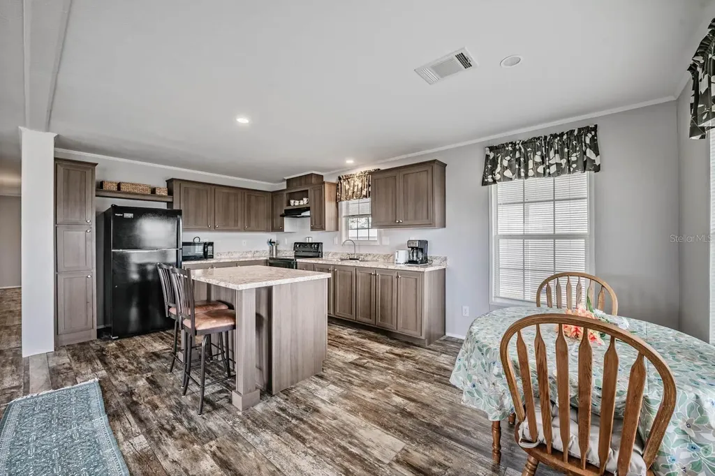 36747 Lakewood Drive Zephyrhills FL 33542
