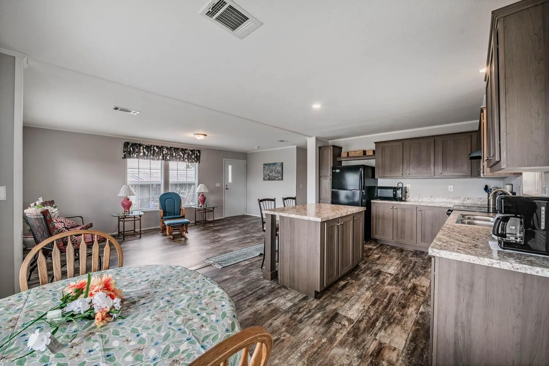 36747 Lakewood Drive Zephyrhills FL 33542