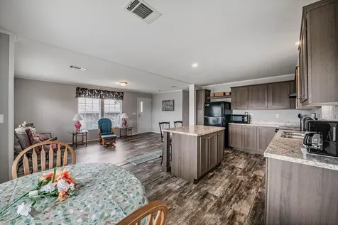 36747 Lakewood Drive Zephyrhills FL 33542