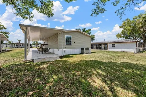 36747 Lakewood Drive Zephyrhills FL 33542