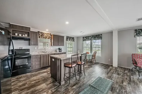 36747 Lakewood Drive Zephyrhills FL 33542