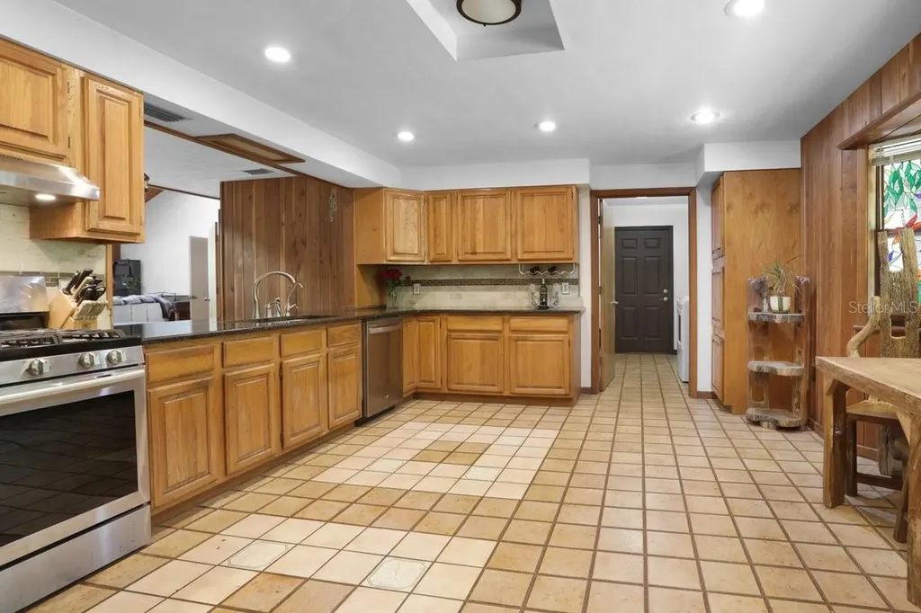 22731 NW 91st Court Road Micanopy FL 32667