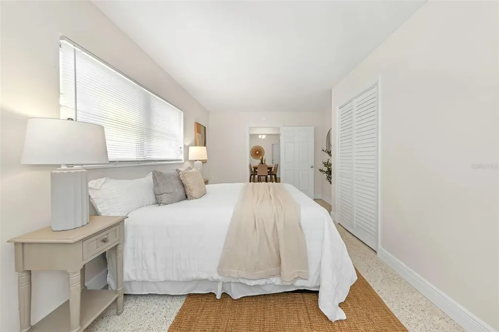 4658 25th Avenue S St Petersburg FL 33711