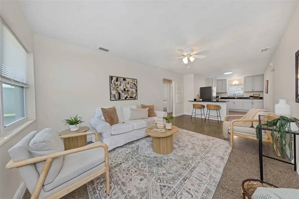 4658 25th Avenue S St Petersburg FL 33711