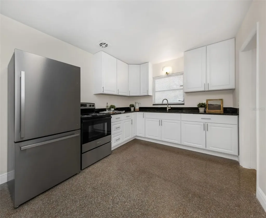 4658 25th Avenue S St Petersburg FL 33711