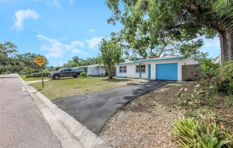4658 25th Avenue S St Petersburg FL 33711