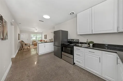 4658 25th Avenue S St Petersburg FL 33711