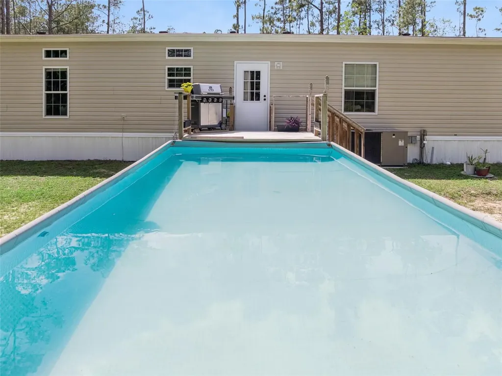 9740 Ebert Avenue Hastings FL 32145