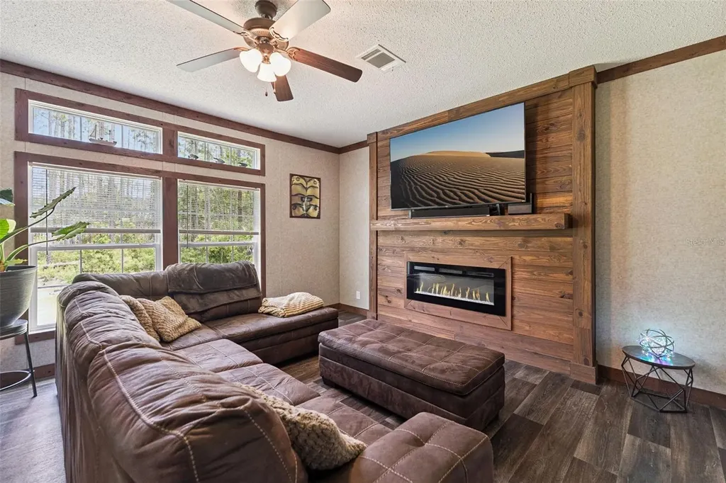 9740 Ebert Avenue Hastings FL 32145