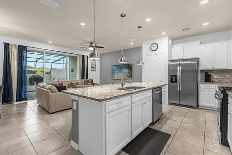 7542 Oak Spring Lane Davenport FL 33837