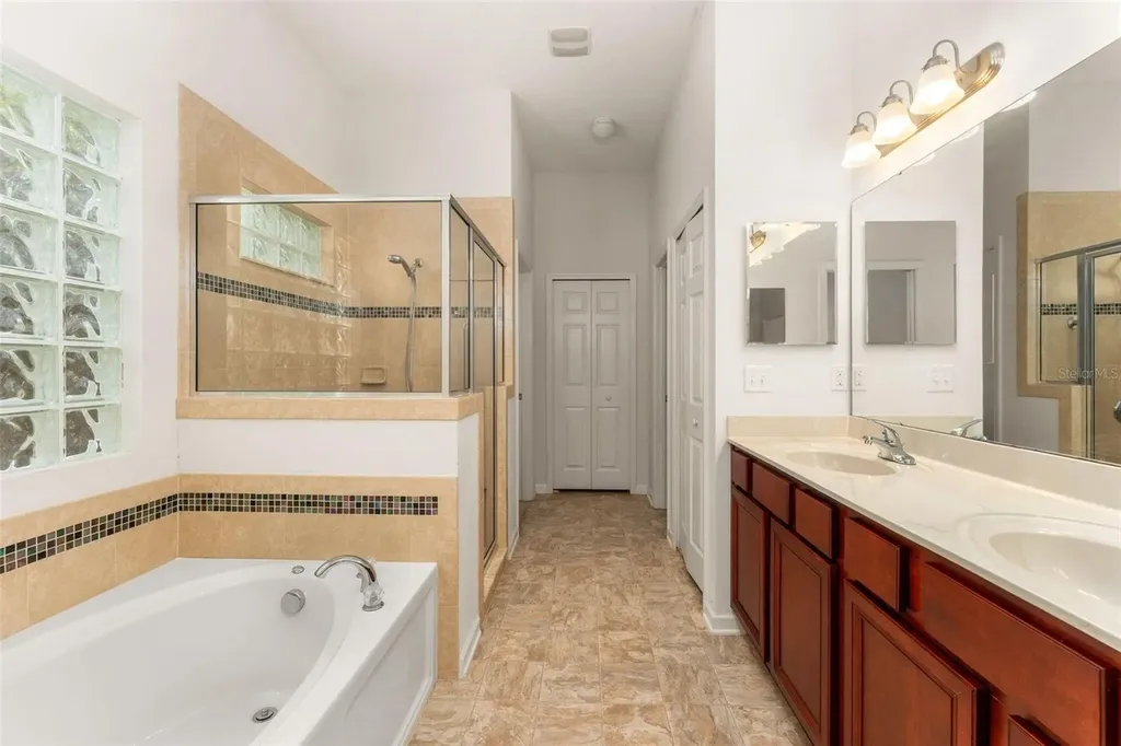 8223 NW 53rd Street Gainesville FL 32653