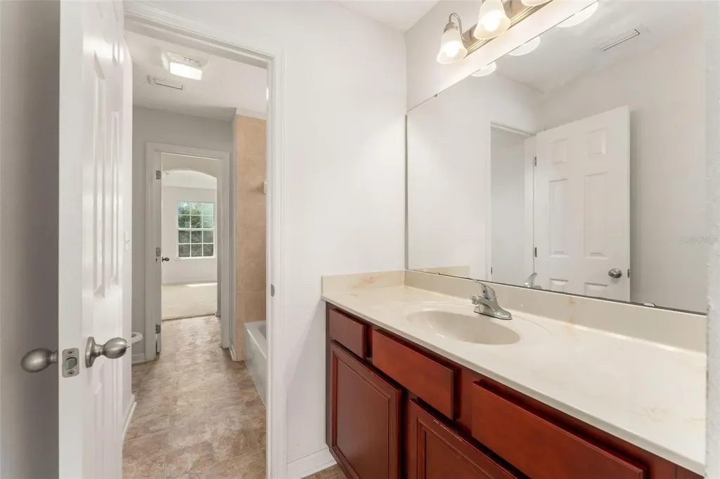 8223 NW 53rd Street Gainesville FL 32653