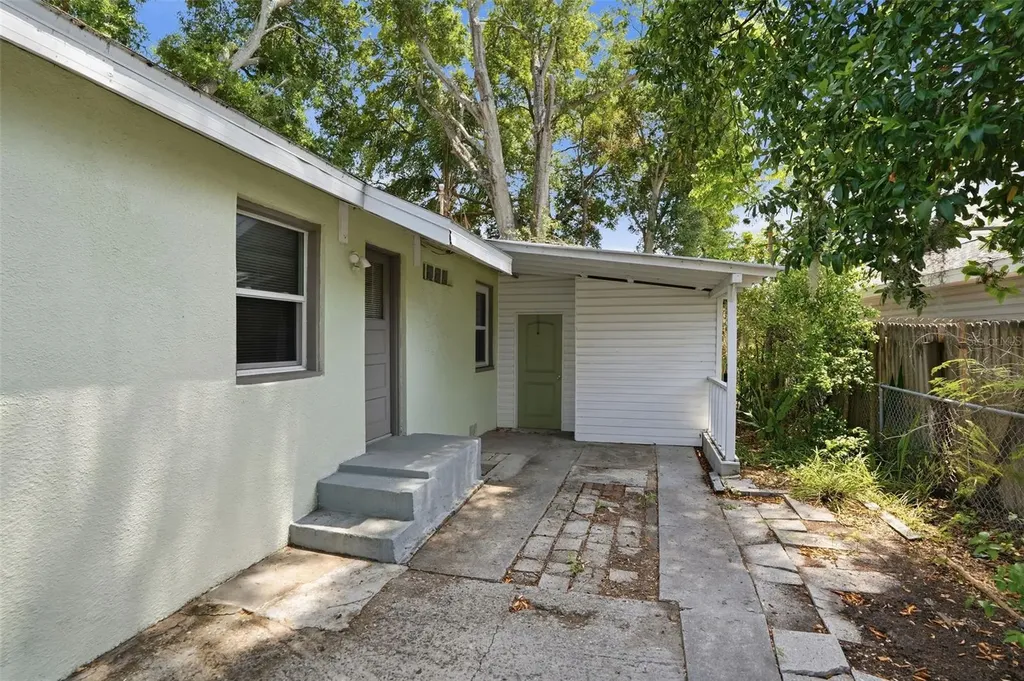 409 Lebeau Street Clearwater FL 33755