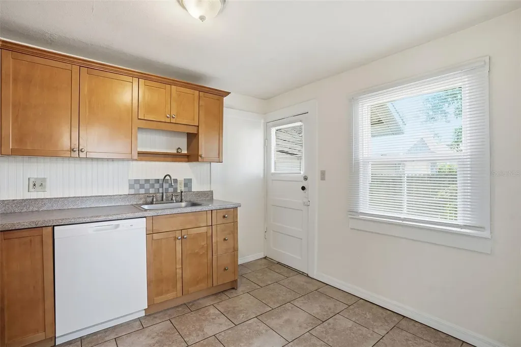 409 Lebeau Street Clearwater FL 33755