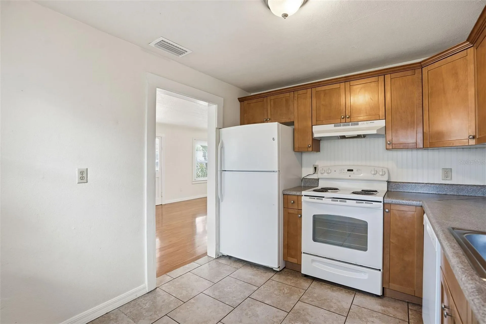 409 Lebeau Street Clearwater FL 33755