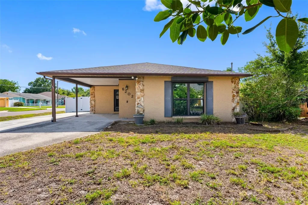 6202 S Richard Avenue Tampa FL 33616