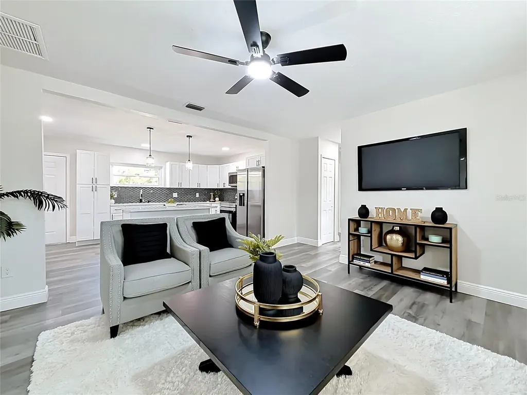 38611 Marshall Street Umatilla FL 32784